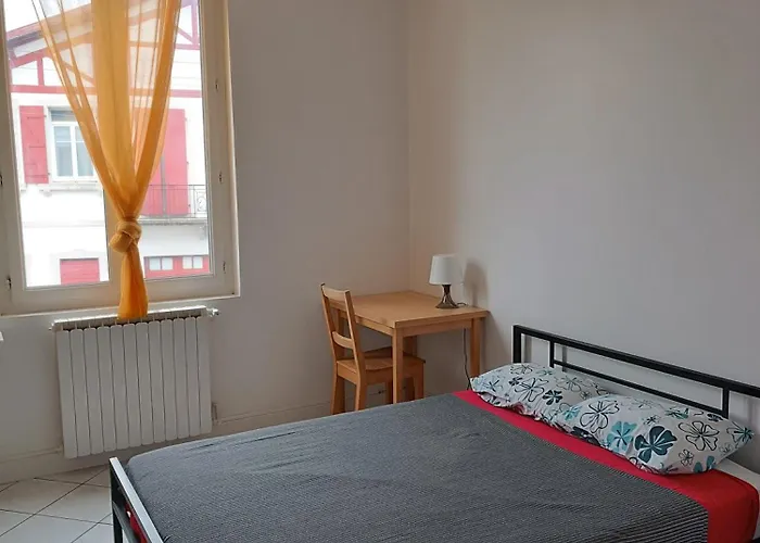 Au Calme 3 73m2 1er Etage Апартаменты